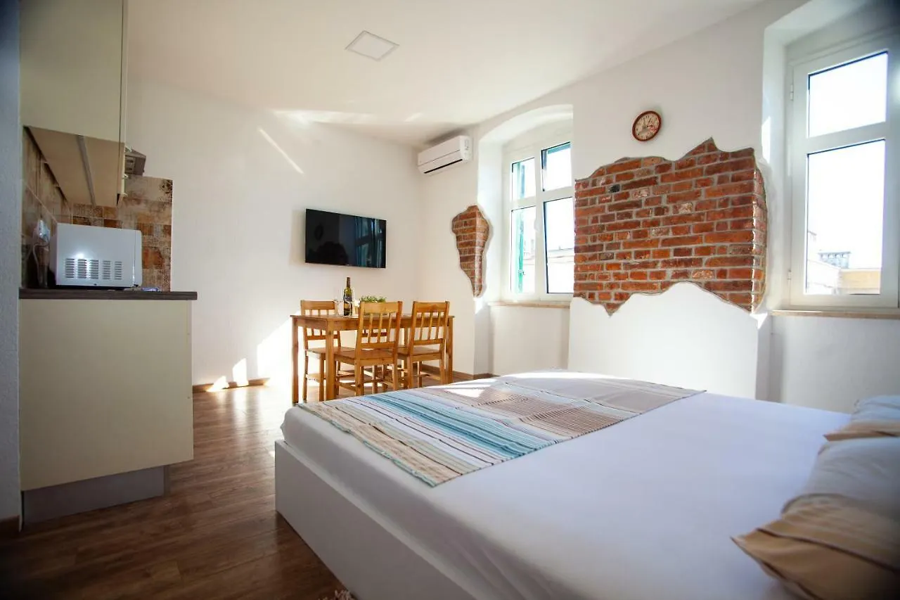 Lighthouse Rijeka Apartment