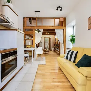  Appartement La Guardia With Free Private Parking